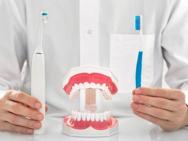 How to Choose the Right Toothbrush #toothbrush #Hygiene